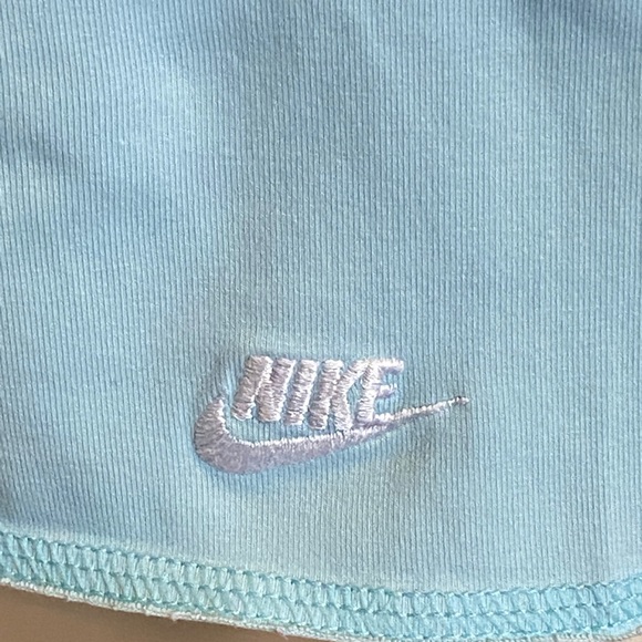 Nike Light Blue Stretchy Bermuda Long Modest Shorts Size Medium VGC - Picture 4 of 7